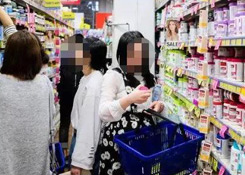 正式確認(rèn)！中國(guó)出臺(tái)“代購(gòu)法”，最高罰款200萬(wàn)！朋友圈的代購(gòu)都哭暈了..