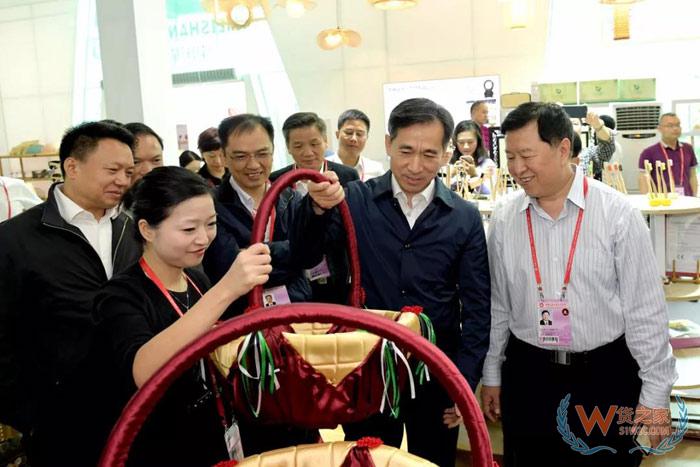任鴻斌視察第124屆廣交會(huì)，勉勵(lì)企業(yè):堅(jiān)定信心 迎難而上 推動(dòng)外貿(mào)高質(zhì)量發(fā)展-貨之家
